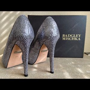Badgley Mischka Open Toe Stilleto Glitter Heels